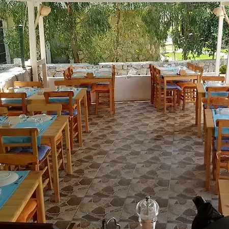 Hakan بيتيس