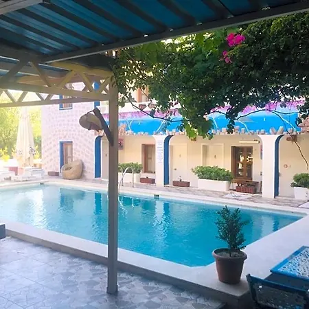 Hakan Apartment *